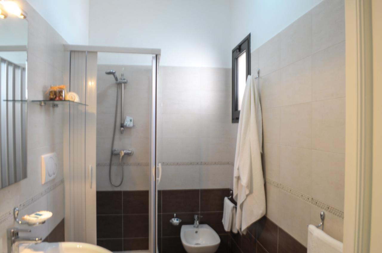 Baia Di Torre Squillace 圣伊西多罗 外观 照片
